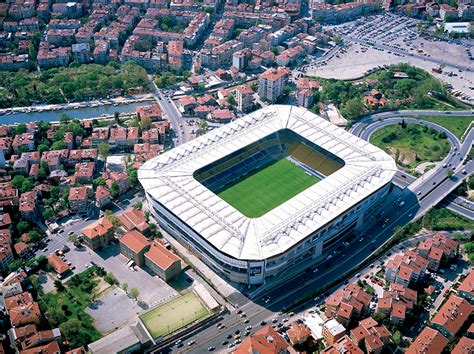 Fenerbahçe stadyumu kaç kişilik